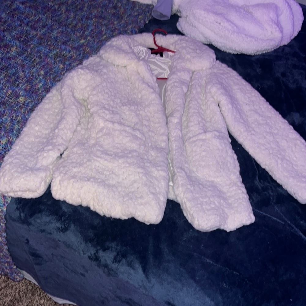 White faux wooly